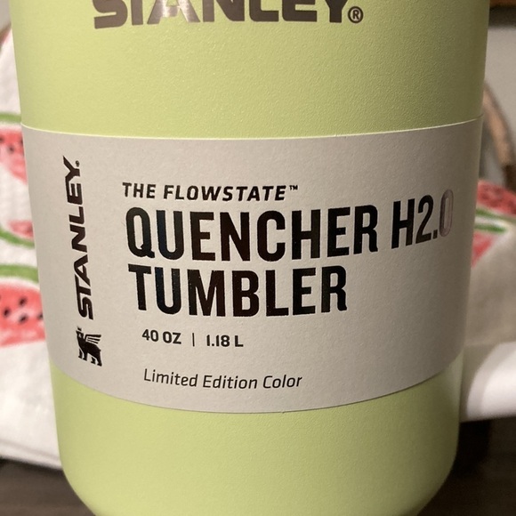 Target Exclusive Stanley 40oz Stainless Steel Adventure Quencher Tumbler… - Picture 6 of 8